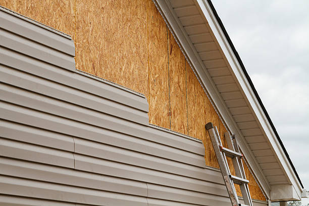 24/7 Emergency Storm Damage Siding Repair experts in Lowell, IN